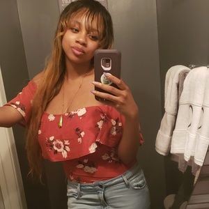 Meet your Posher, Ciera